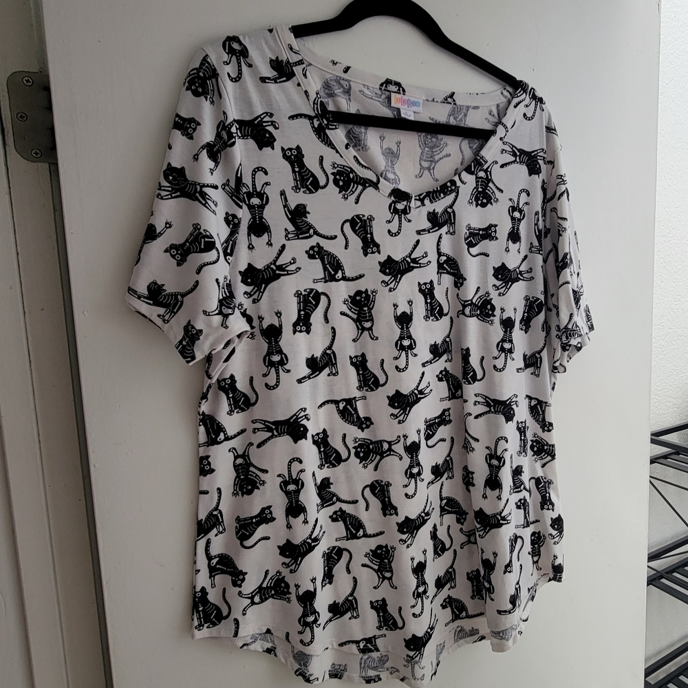 LuLaRoe skeleton cat shirt